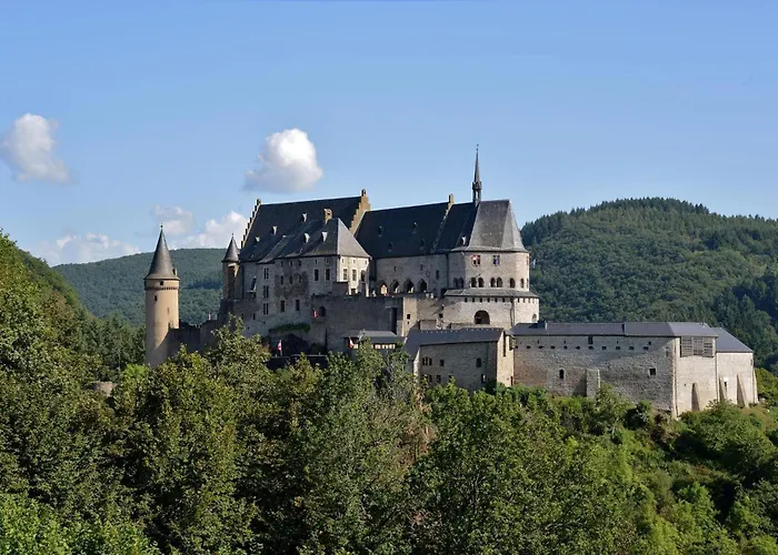 Moezel - Tranquil Getaway For 4 *