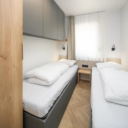 度假居 Moezel - Tranquil Getaway For 4 *